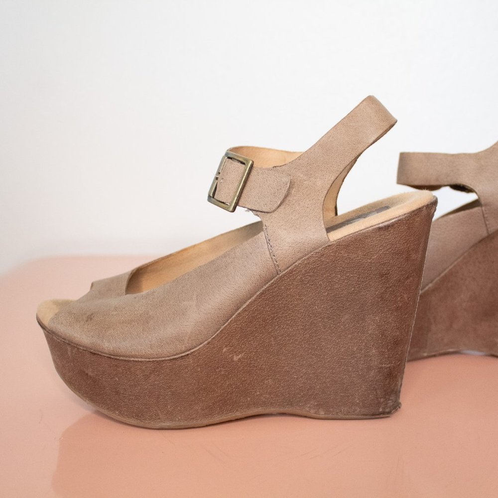 Kork-ease vintage wedges
